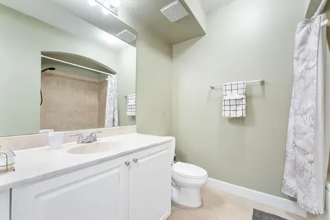 2 Renaissance Way Boynton Beach FL 33426