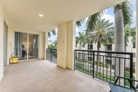 2 Renaissance Way Boynton Beach FL 33426