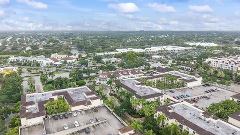 2 Renaissance Way Boynton Beach FL 33426