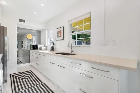 374 Maddock Street West Palm Beach FL 33405