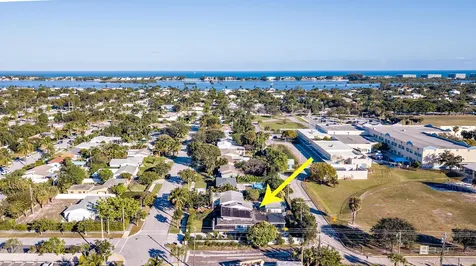 374 Maddock Street West Palm Beach FL 33405