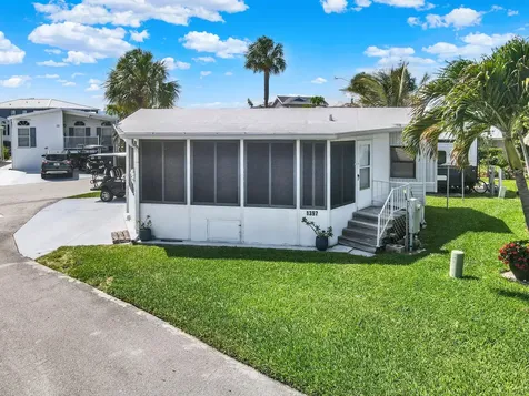 1397 Nettles Boulevard Jensen Beach FL 34957