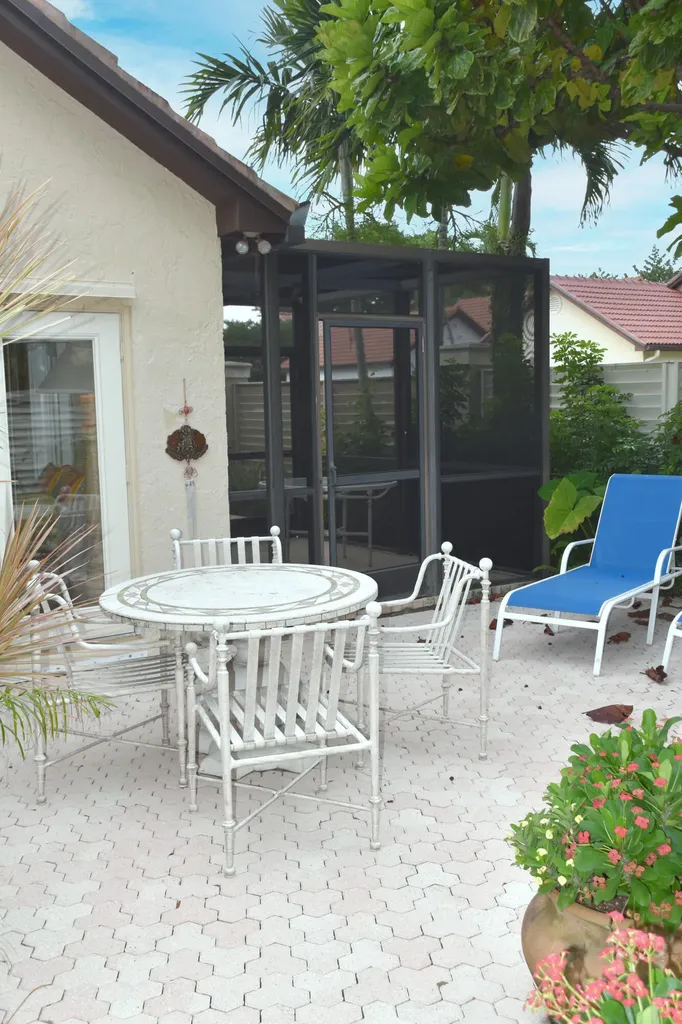 11 N Ironwood Way Way N Palm Beach Gardens FL 33418