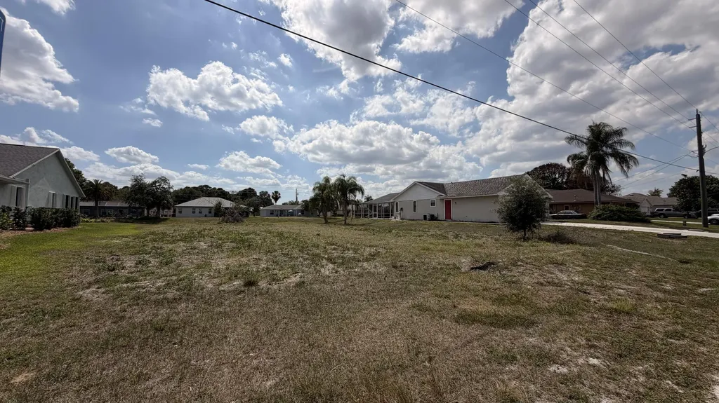 2532 SW Monterrey Lane Port St Lucie FL 34953