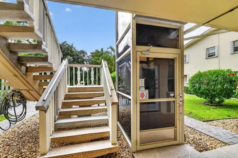 99 Bedford D West Palm Beach FL 33417