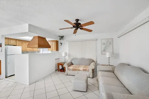 99 Bedford D West Palm Beach FL 33417