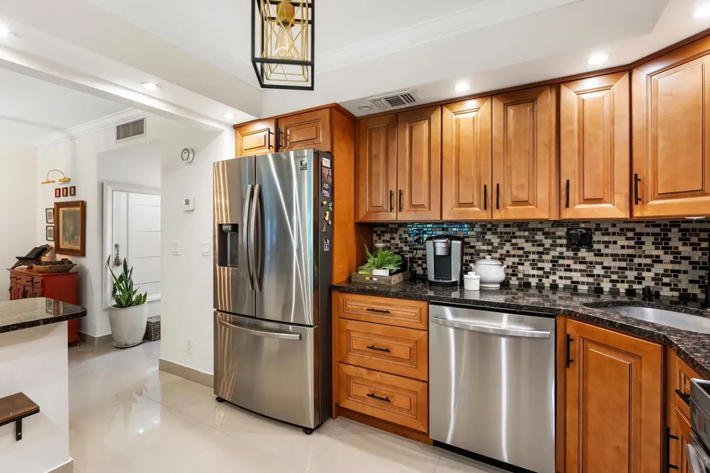 113 Capri C Delray Beach FL 33484
