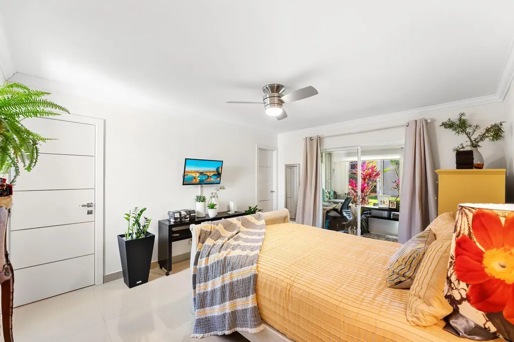 113 Capri C Delray Beach FL 33484