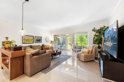 113 Capri C Delray Beach FL 33484