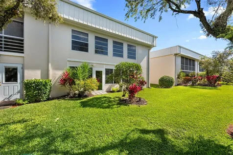 113 Capri C Delray Beach FL 33484