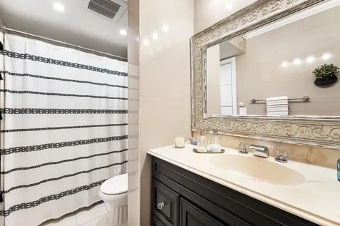 113 Capri C Delray Beach FL 33484