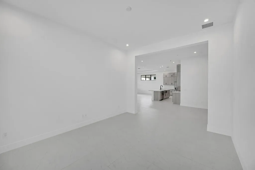 9520 St Germain Drive Palm Beach Gardens FL 33412