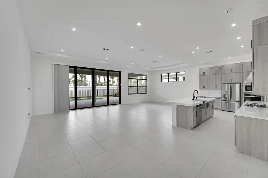 9520 St Germain Drive Palm Beach Gardens FL 33412