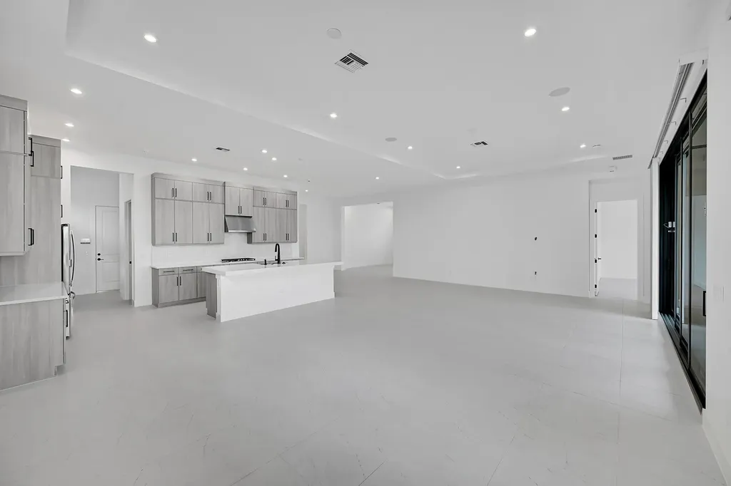 9520 St Germain Drive Palm Beach Gardens FL 33412