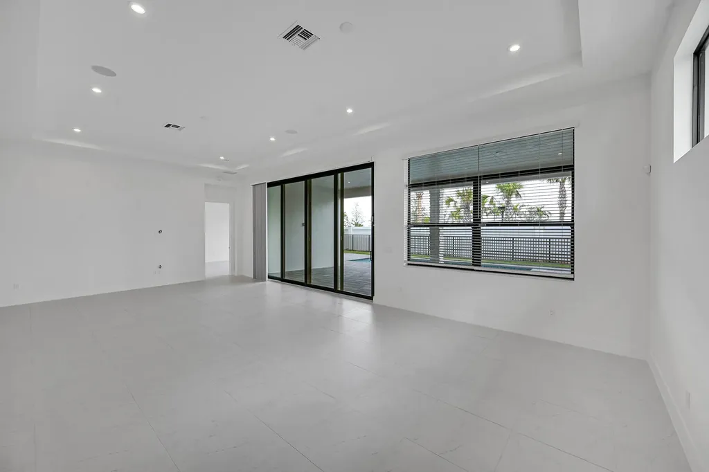 9520 St Germain Drive Palm Beach Gardens FL 33412