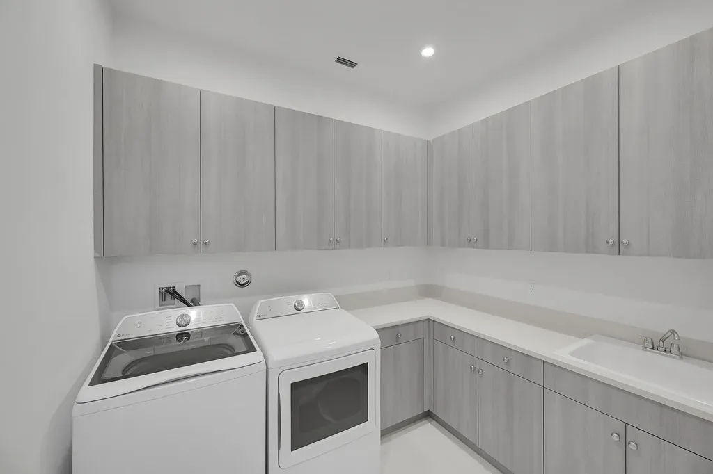 9520 St Germain Drive Palm Beach Gardens FL 33412