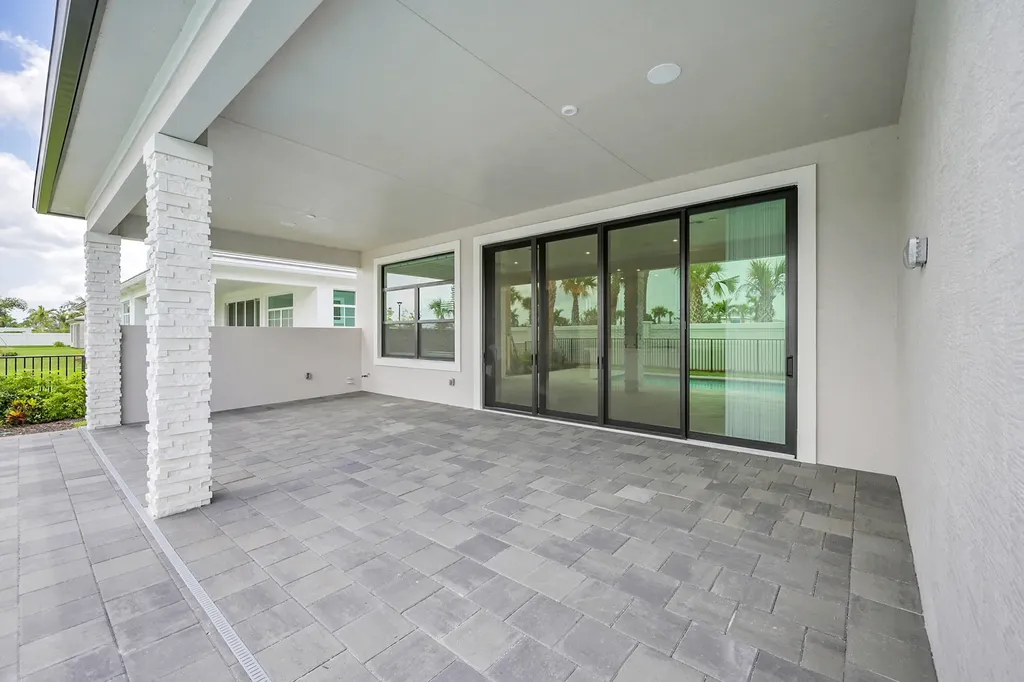 9520 St Germain Drive Palm Beach Gardens FL 33412