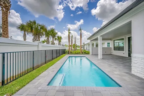 9520 Street Germain Drive Palm Beach Gardens FL 33412