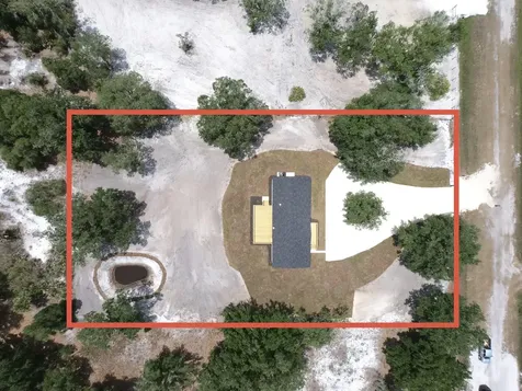 18574 NW 284th Street Okeechobee FL 34972