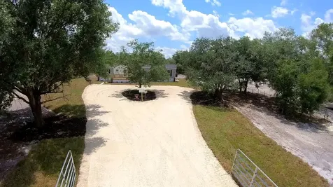 18574 NW 284th Street Okeechobee FL 34972