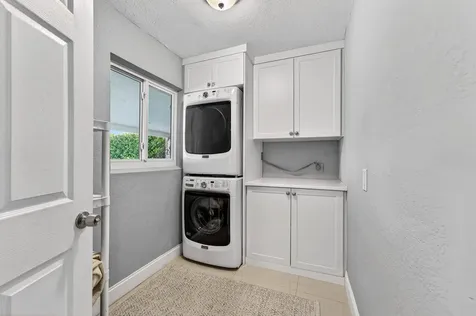 1581 SE 4th Court Deerfield Beach FL 33441