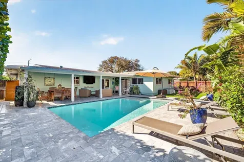 1581 SE 4th Court Deerfield Beach FL 33441