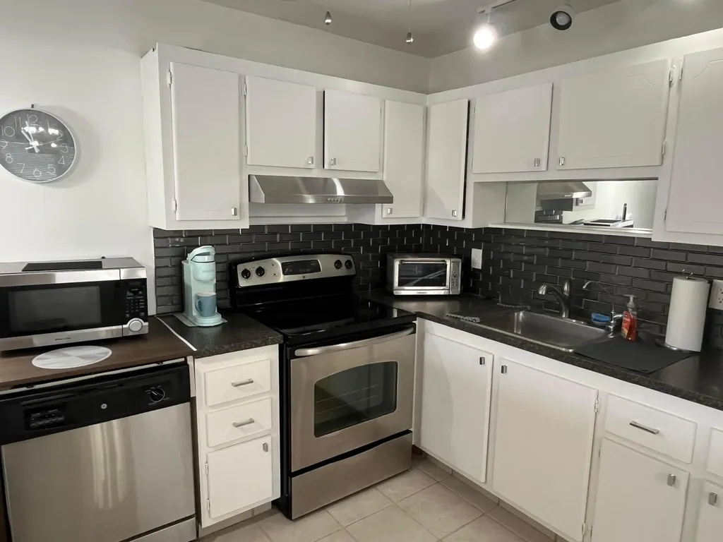 114 Waterford E Delray Beach FL 33446
