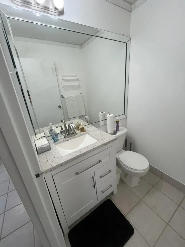 114 Waterford E Delray Beach FL 33446