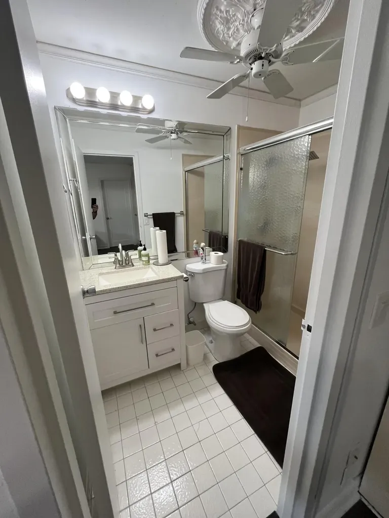 114 Waterford E Delray Beach FL 33446