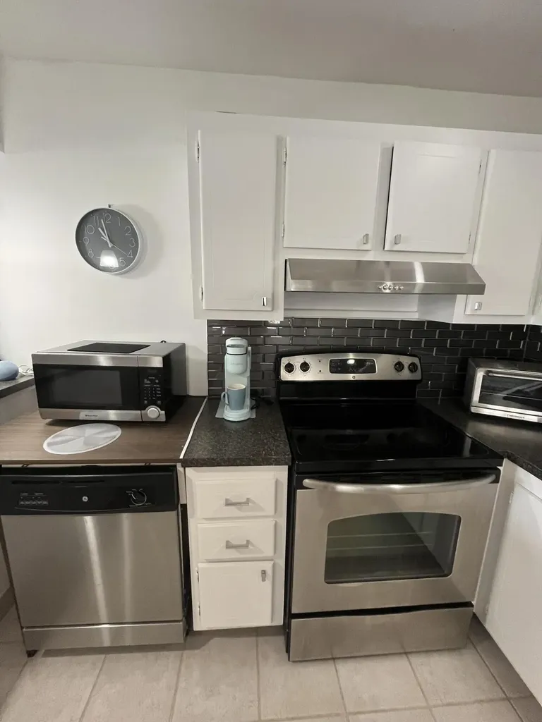 114 Waterford E Delray Beach FL 33446