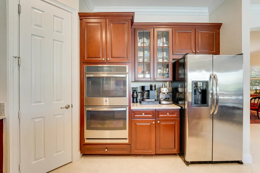 124 Casa Circle Jupiter FL 33458