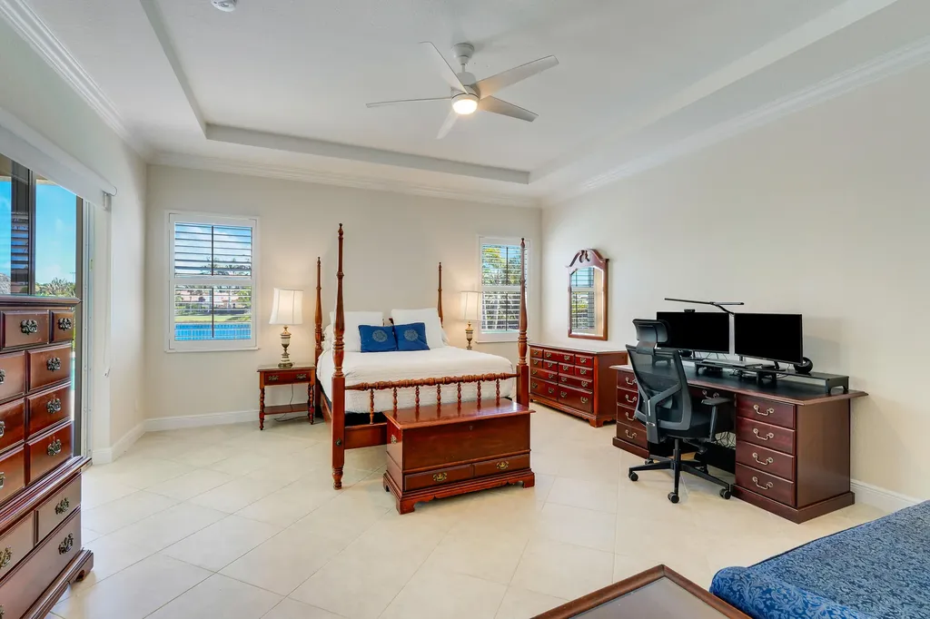 124 Casa Circle Jupiter FL 33458