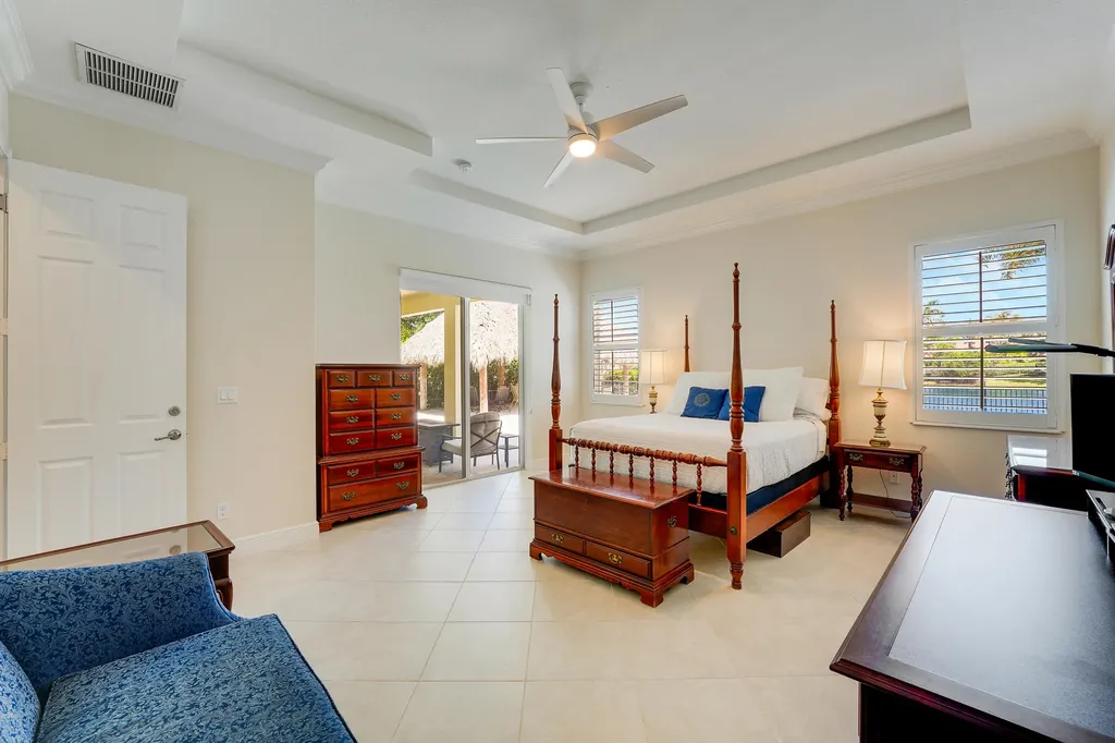 124 Casa Circle Jupiter FL 33458