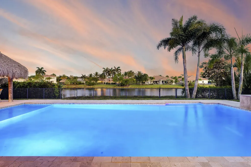 124 Casa Circle Jupiter FL 33458