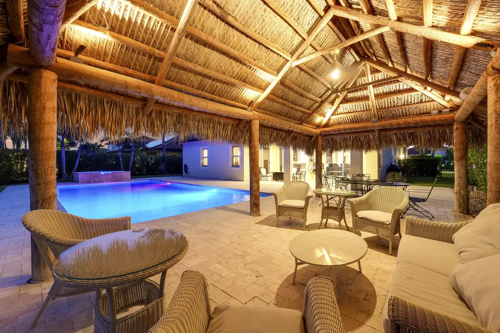 124 Casa Circle Jupiter FL 33458