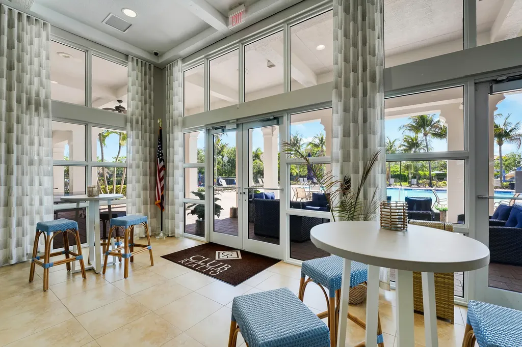 124 Casa Circle Jupiter FL 33458
