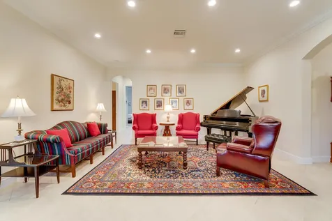 124 Casa Circle Jupiter FL 33458