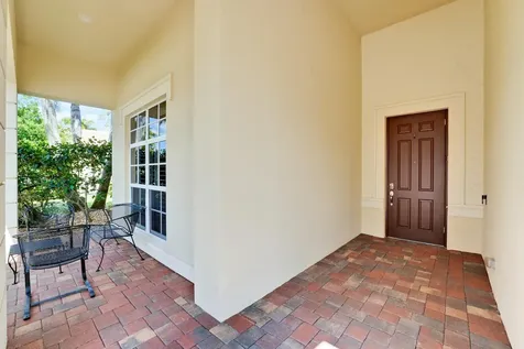 124 Casa Circle Jupiter FL 33458
