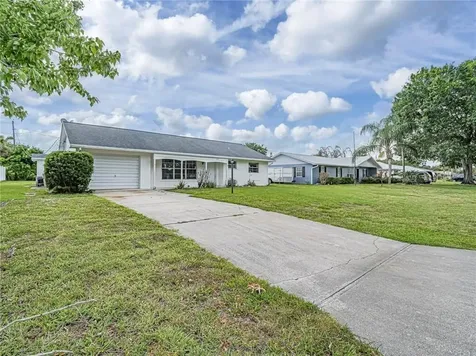136 16TH Avenue Vero Beach FL 32962