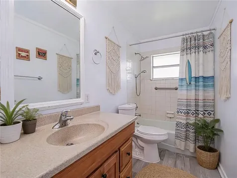 136 16th Avenue Vero Beach FL 32962