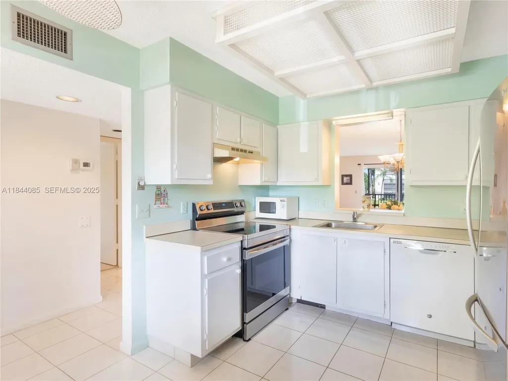 14360 Strathmore Lane Delray Beach FL 33446