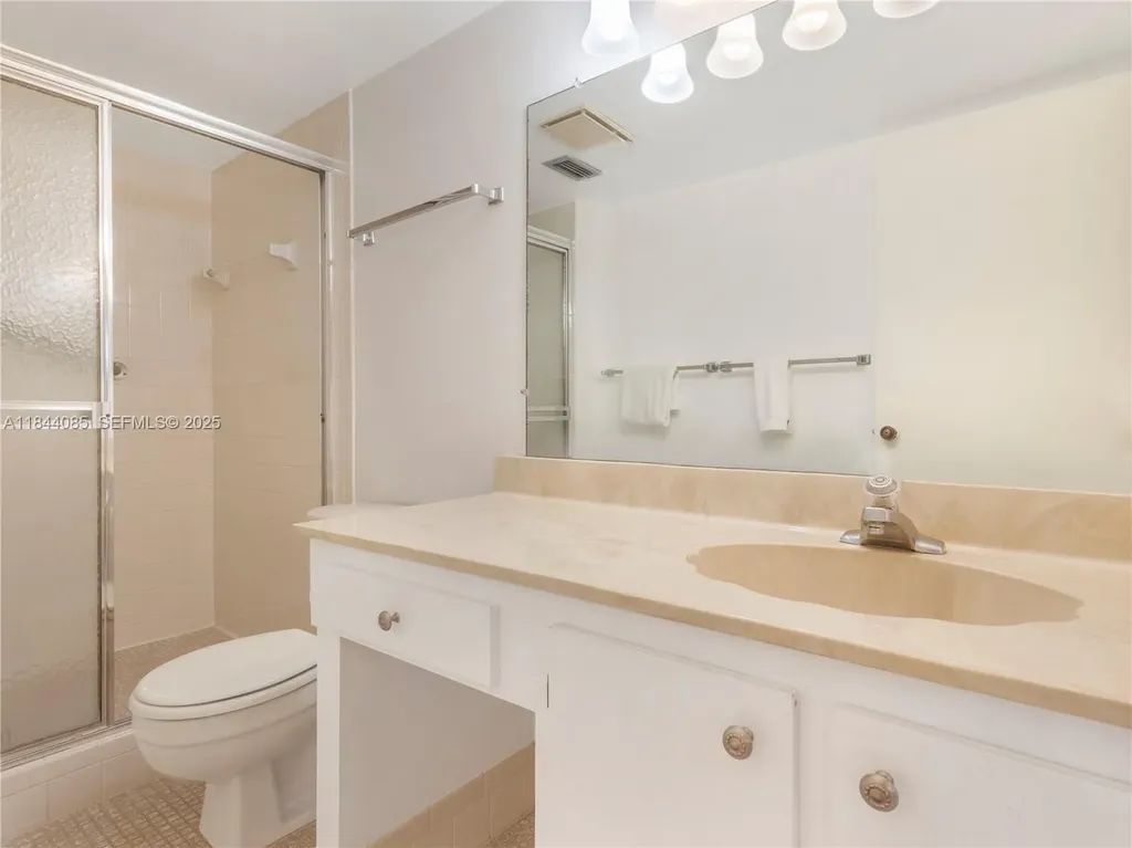14360 Strathmore Lane Delray Beach FL 33446
