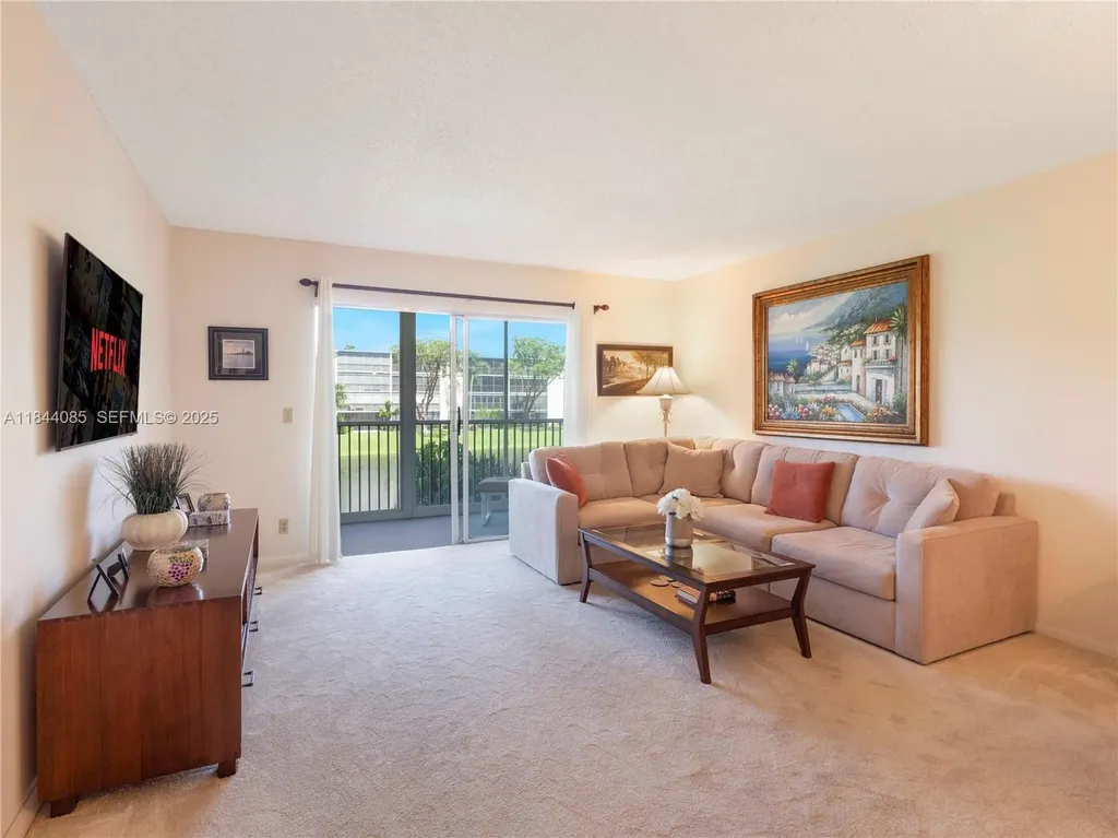 14360 Strathmore Lane Delray Beach FL 33446