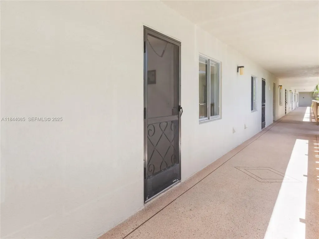 14360 Strathmore Lane Delray Beach FL 33446