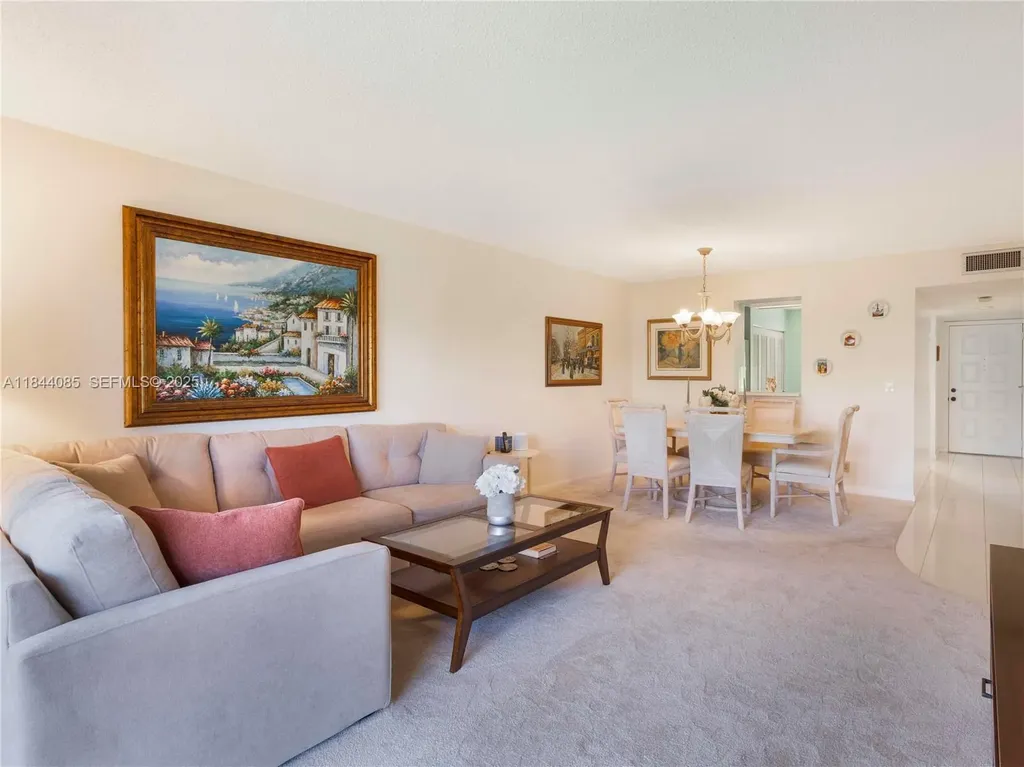 14360 Strathmore Lane Delray Beach FL 33446