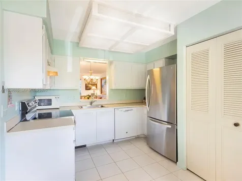 14360 Strathmore Lane Delray Beach FL 33446