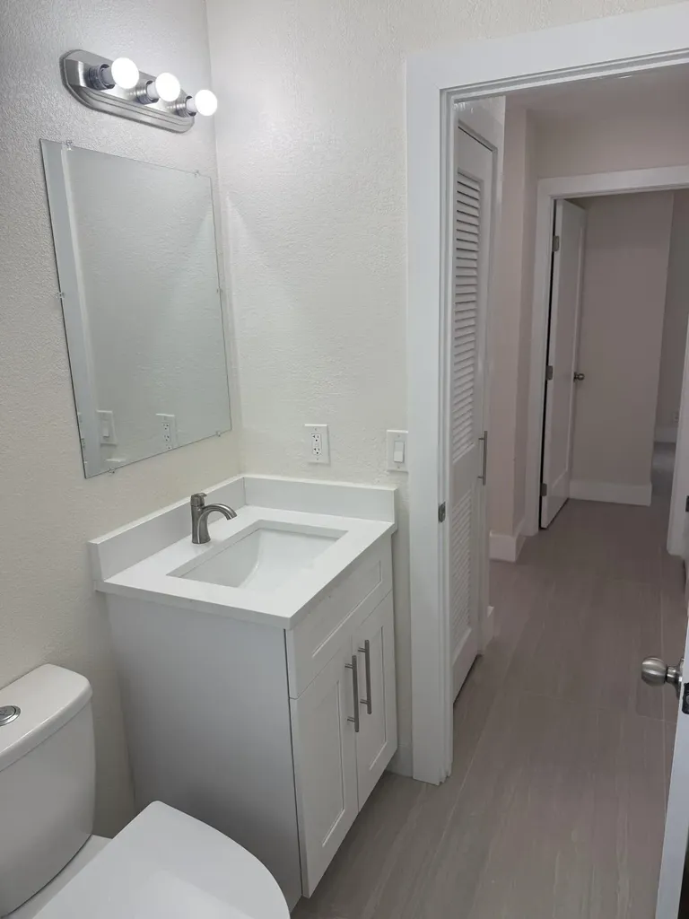 6801 Georgia Avenue West Palm Beach FL 33405