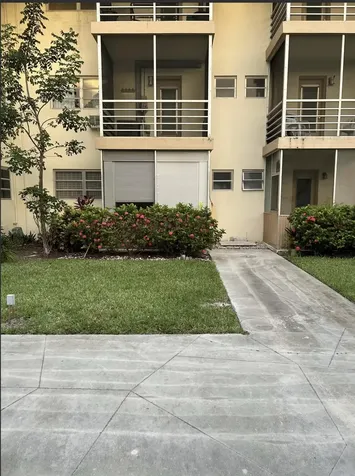 17050 NE 14th Avenue Miami FL 33162