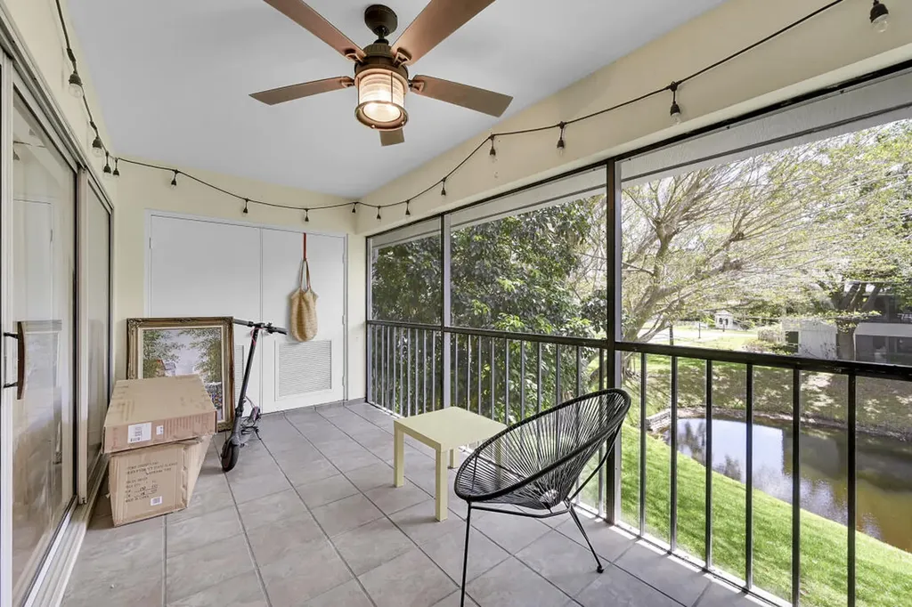 6245 Old Court Road Boca Raton FL 33433