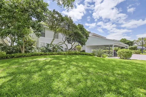 6245 Old Court Road Boca Raton FL 33433
